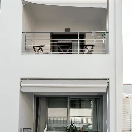 Mougre Aparthotel Polychrono