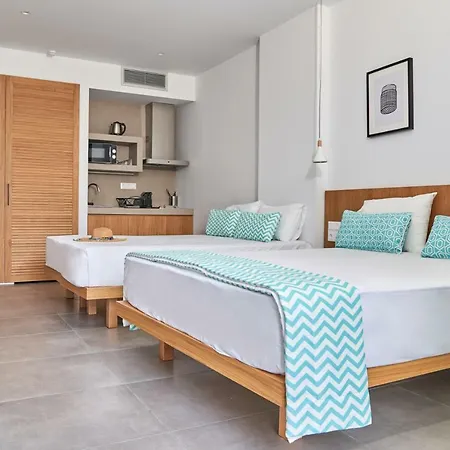 Mougre Aparthotel