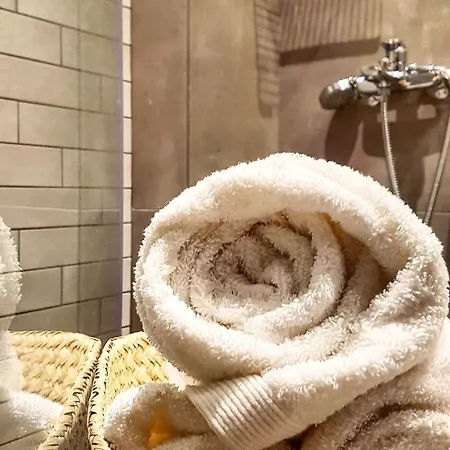 شقة فندقية Mougre بوليخرونو