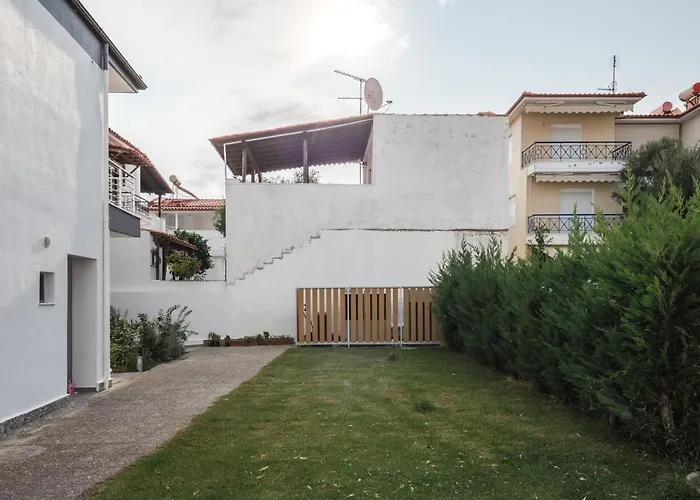 Mougre 3* Polikhronon