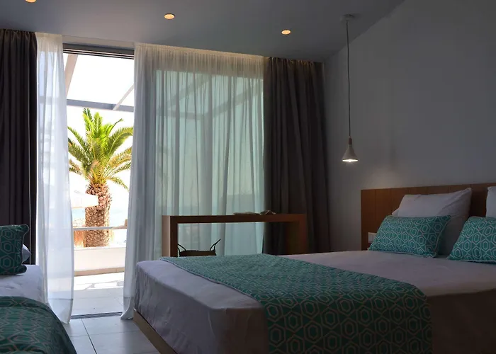 Mougre Lägenhetshotell Polikhronon