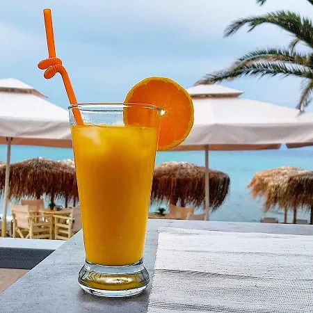 Mougre Aparthotel Polychrono