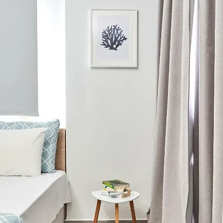 Aparthotel Mougre Polychrono