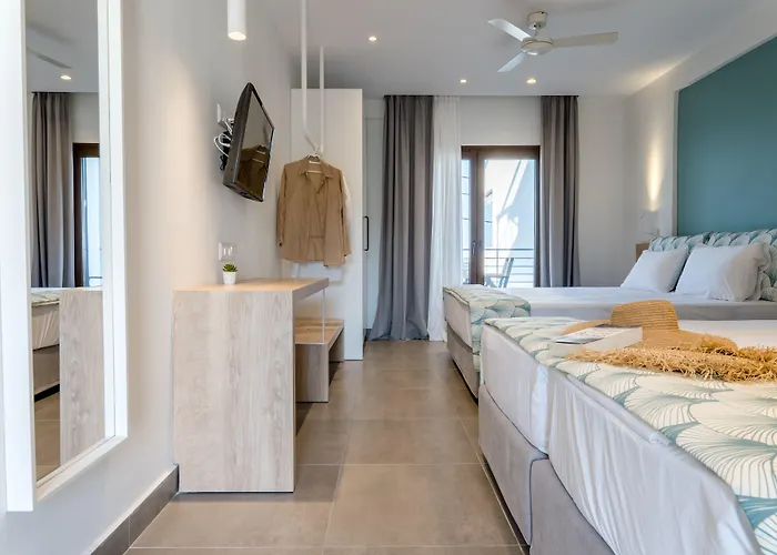 Hotel de apartamente Mougre Polychrono