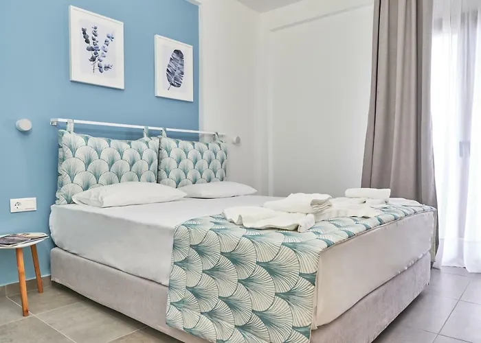 Hotel de apartamente Mougre Polychrono