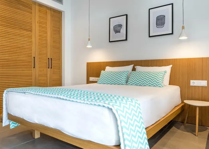 Mougre Hotel de apartamente Polychrono